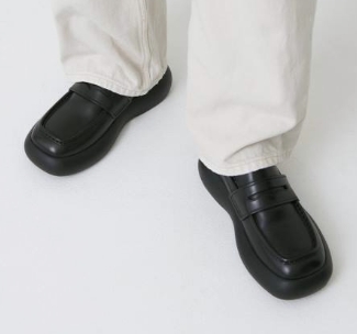 أناقة التفاصيل في عالم Vagabond Sneakers: قراءة من عيون المستهلك