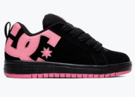 تجربتي مع تصميم أحذية DC Shoes الكويت: القياس، الشكل الأساسي وراحة الحركة